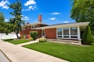 Photo of 10158 S Talman Avenue Chicago IL 60655