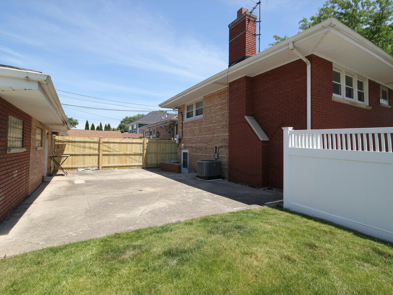 10158 S Talman Avenue Chicago IL 60655