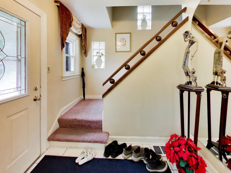 2908 W Birchwood Avenue Chicago IL 60645