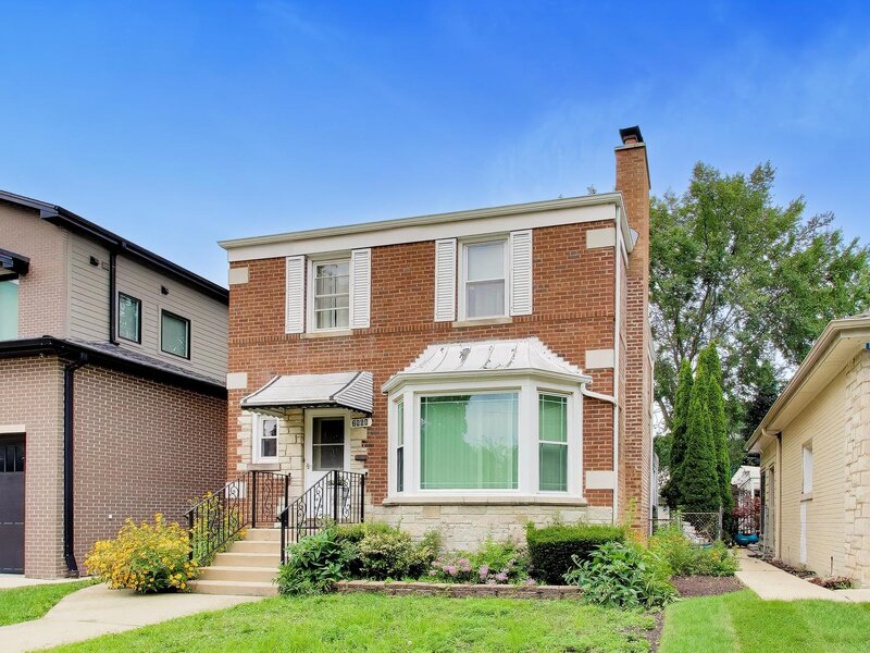 2908 W Birchwood Avenue Chicago IL 60645