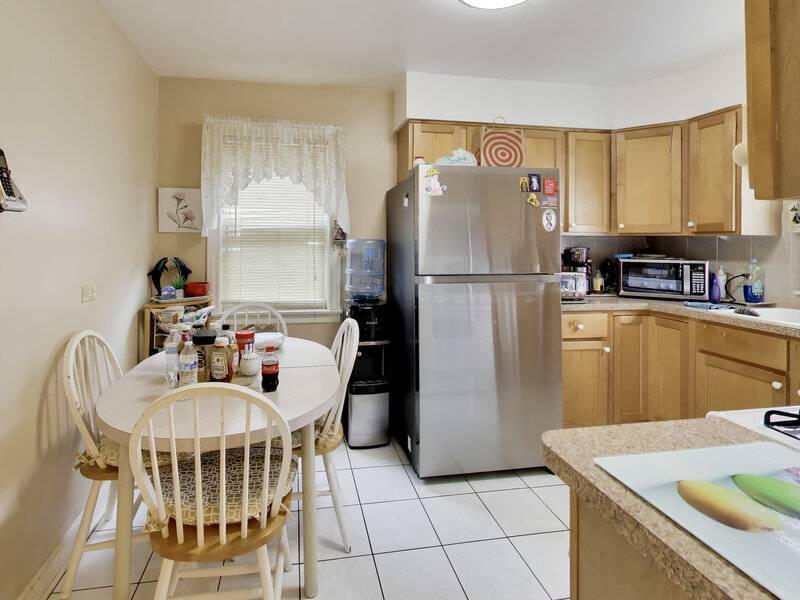 2908 W Birchwood Avenue Chicago IL 60645