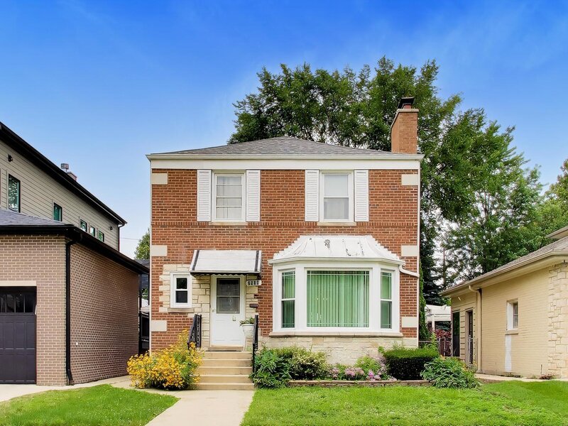 2908 W Birchwood Avenue Chicago IL 60645