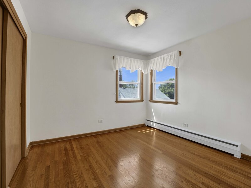 6357 W Addison Street Chicago IL 60634