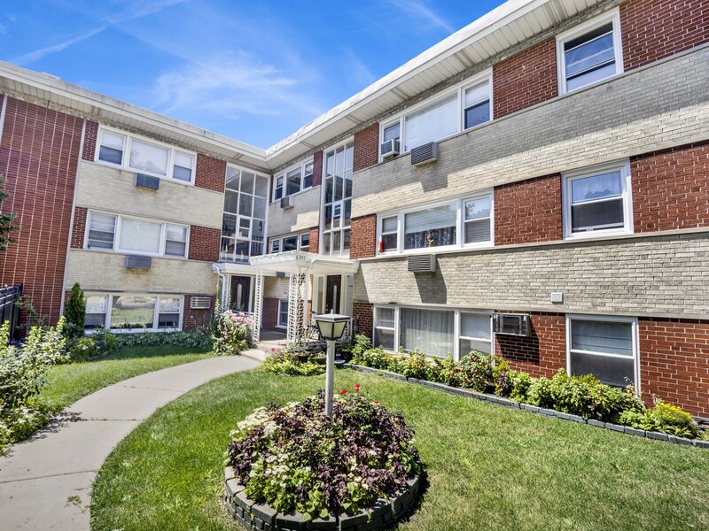6357 W Addison Street Chicago IL 60634
