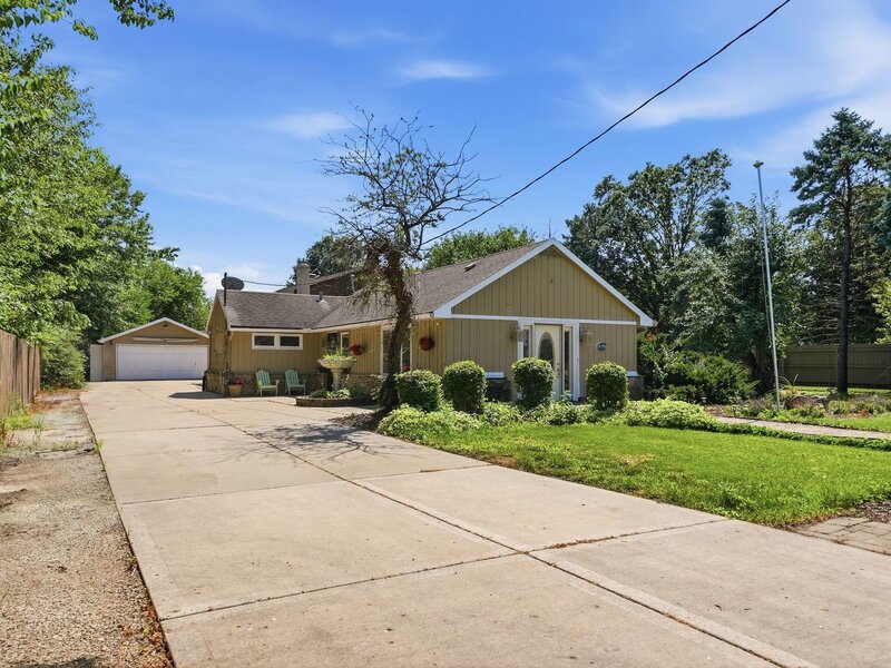 19709 W Schweitzer Road Joliet IL 60436