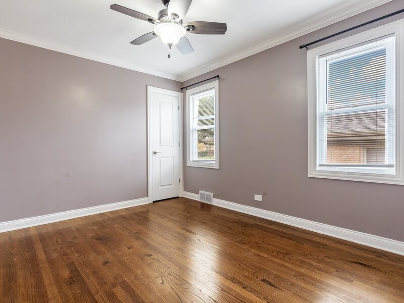 7620 W Gregory Street Chicago IL 60656