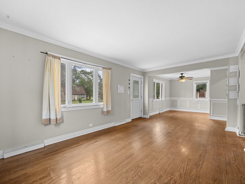17730 Henry Street Lansing IL 60438