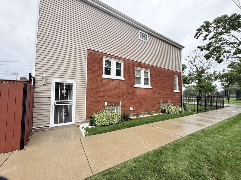 9101 S Racine Avenue Chicago IL 60620