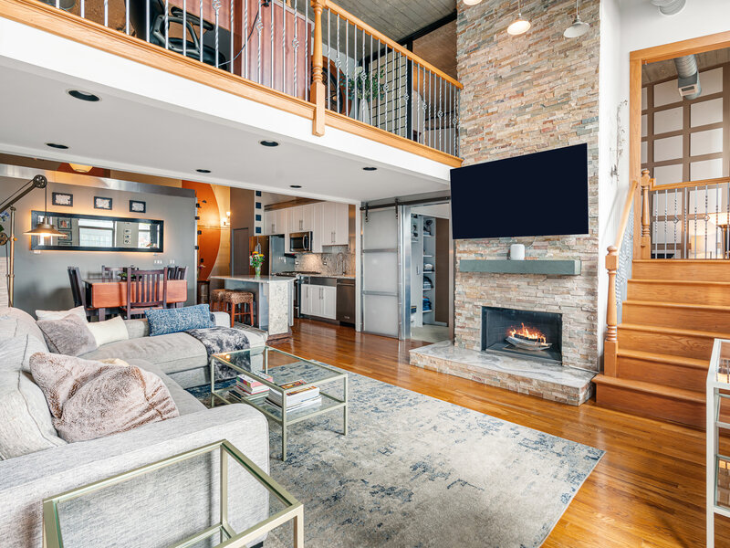 758 N Larrabee Street Chicago IL 60654