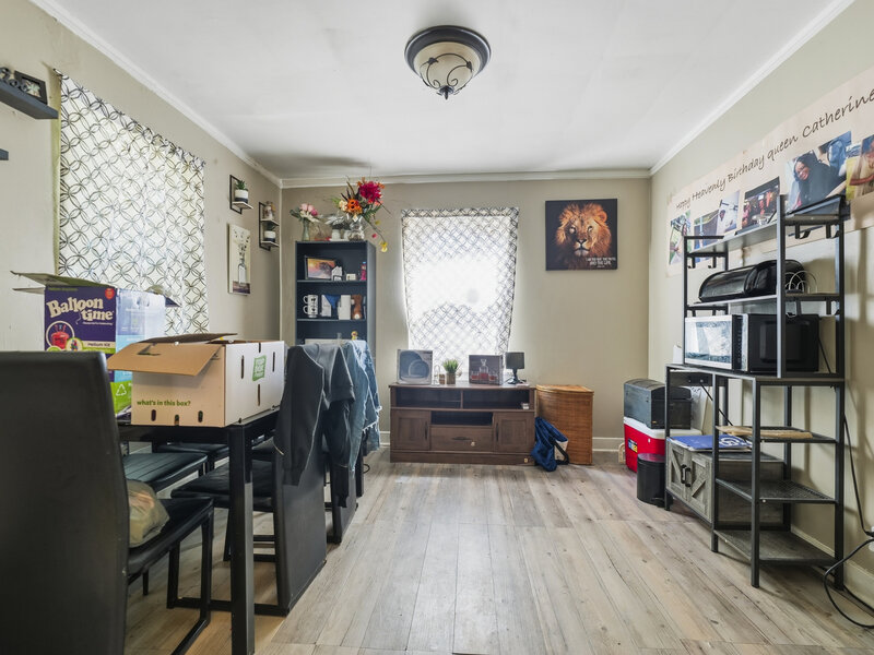 10152 S Bensley Avenue Chicago IL 60617