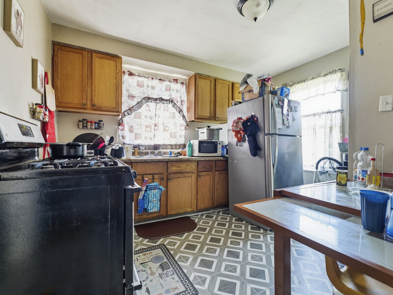 10152 S Bensley Avenue Chicago IL 60617