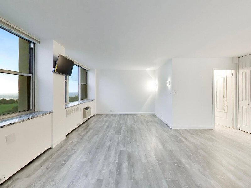 4250 N Marine Drive Chicago IL 60613