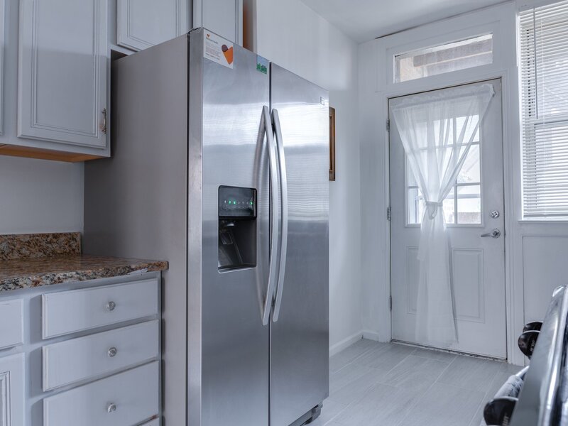 4124 N Kedvale Avenue Chicago IL 60641