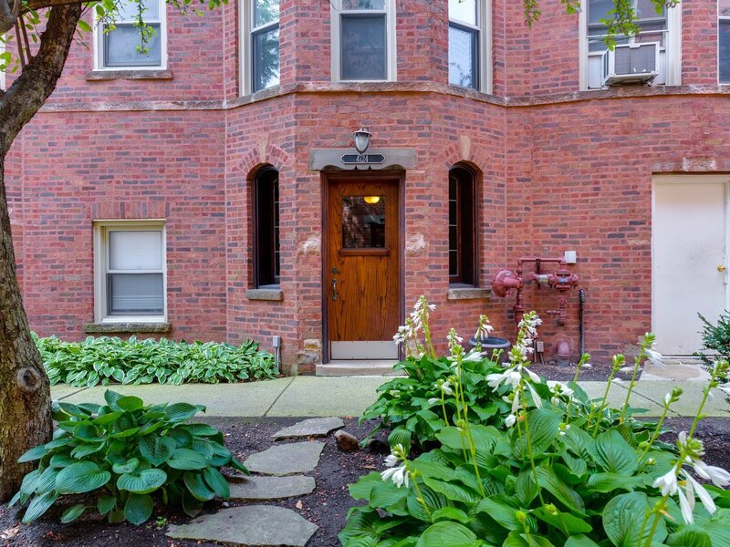 4124 N Kedvale Avenue Chicago IL 60641