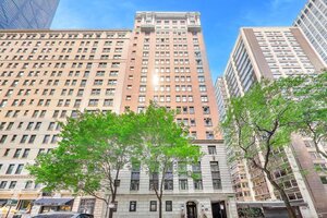 Photo of 222 E Chestnut Street Chicago IL 60611 Unit 9D