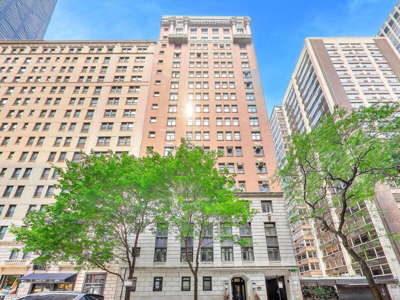 222 E Chestnut Street Chicago IL 60611