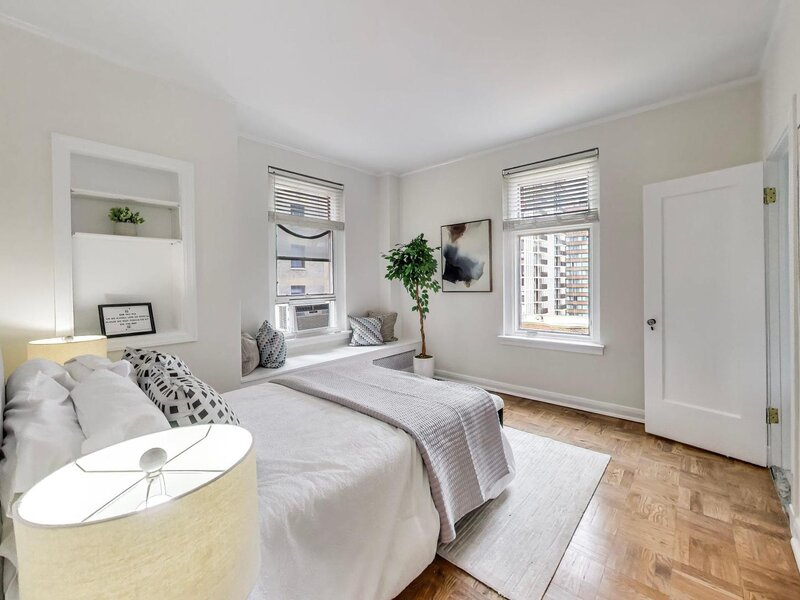 222 E Chestnut Street Chicago IL 60611