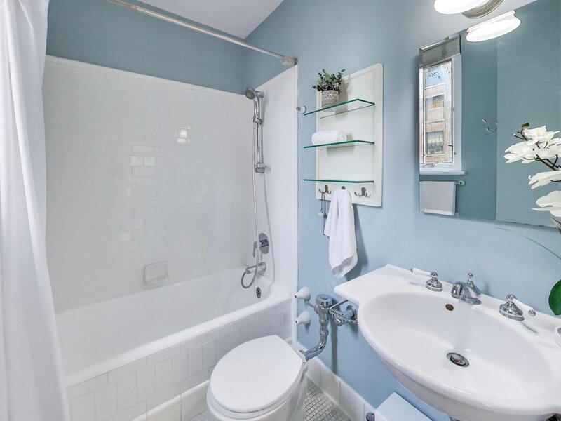 222 E Chestnut Street Chicago IL 60611