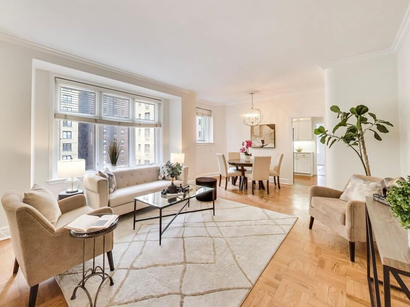 222 E Chestnut Street Chicago IL 60611