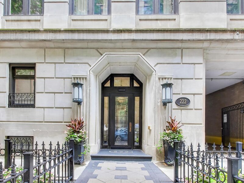 222 E Chestnut Street Chicago IL 60611