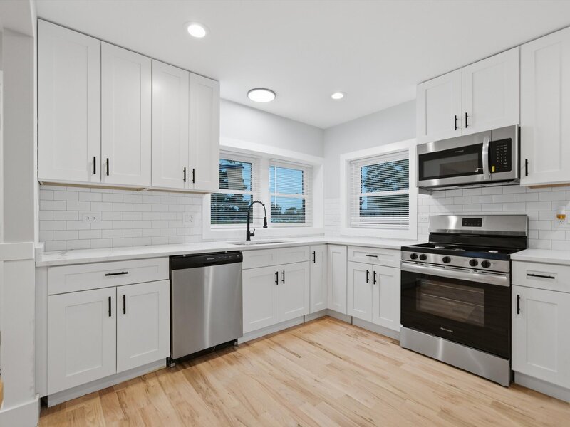 1327 S Wolf Road Hillside IL 60162