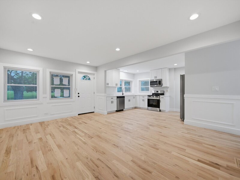 1327 S Wolf Road Hillside IL 60162