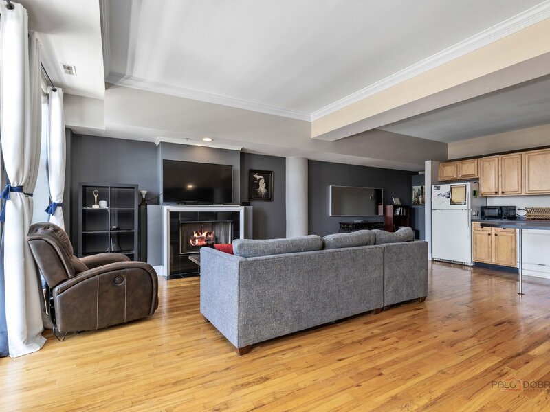 165 N Canal Street Chicago IL 60606