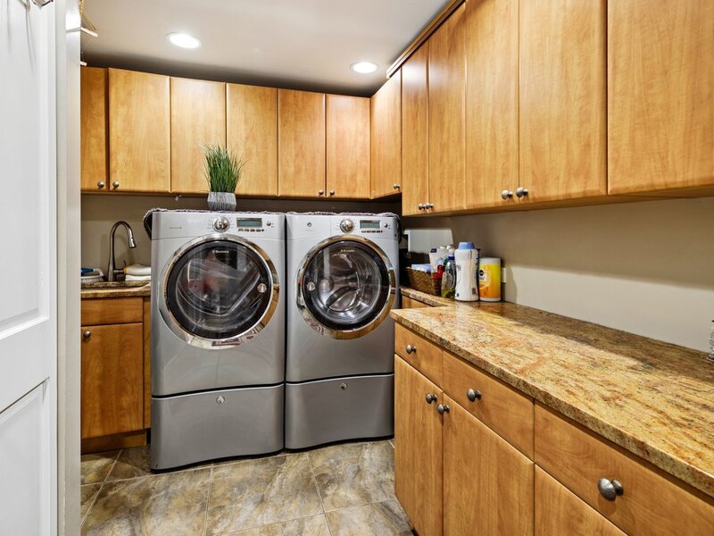 6833 N Concord Lane Niles IL 60714
