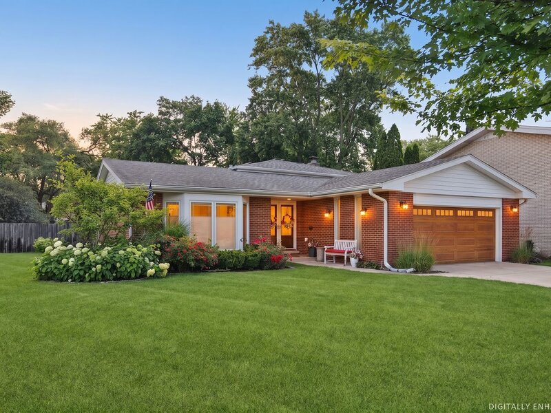 6833 N Concord Lane Niles IL 60714