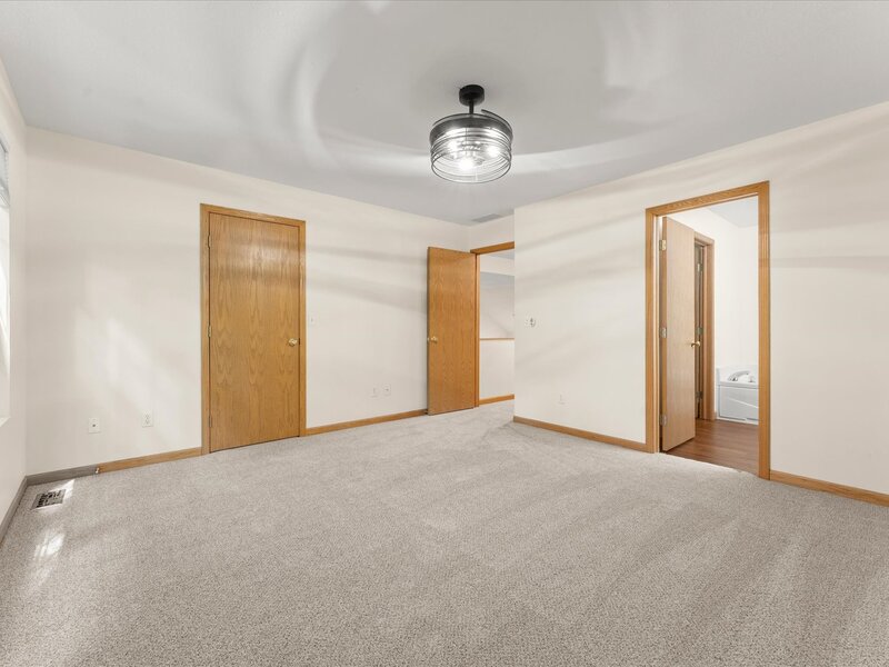 1203 Windwood Lane Mahomet IL 61853