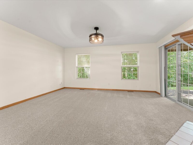 1203 Windwood Lane Mahomet IL 61853