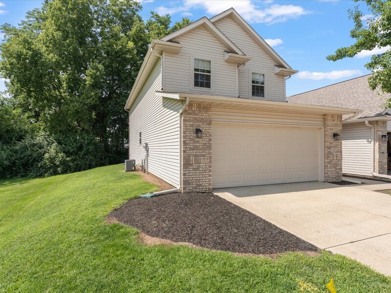 1203 Windwood Lane Mahomet IL 61853