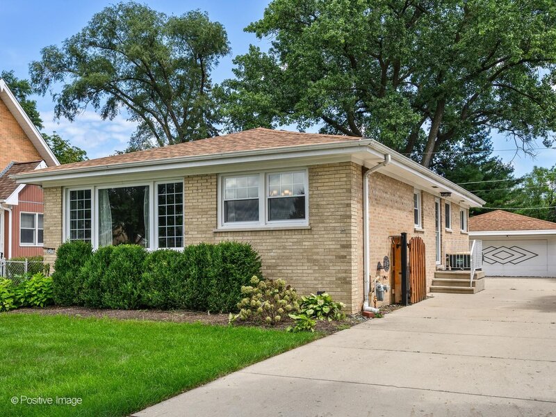 8211 Mango Avenue Morton Grove IL 60053