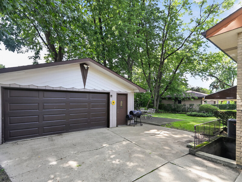 2345 184th Street Lansing IL 60438