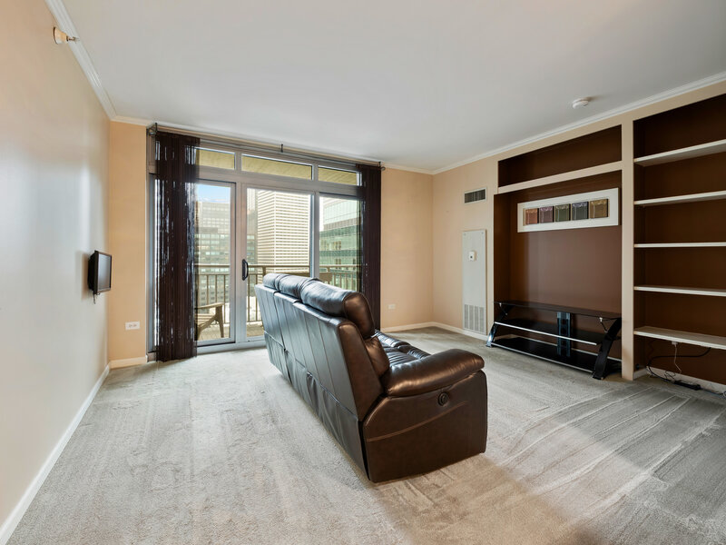 125 S Jefferson Street Chicago IL 60661