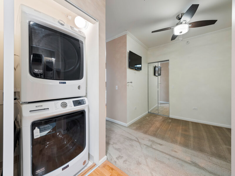 125 S Jefferson Street Chicago IL 60661