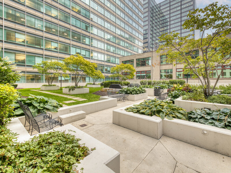 125 S Jefferson Street Chicago IL 60661
