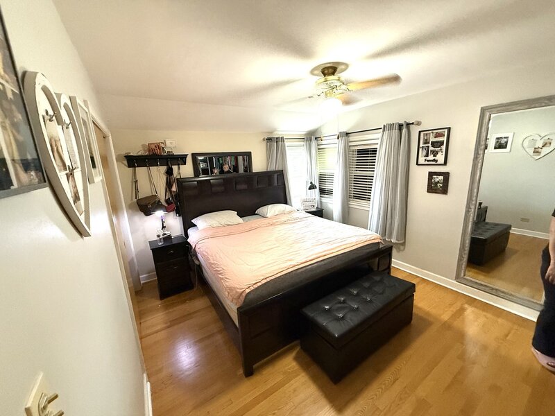 7536 Kildare Avenue Skokie IL 60076