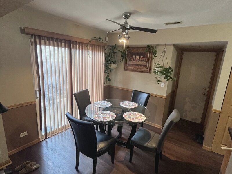 835 Four Seasons Boulevard Aurora IL 60504