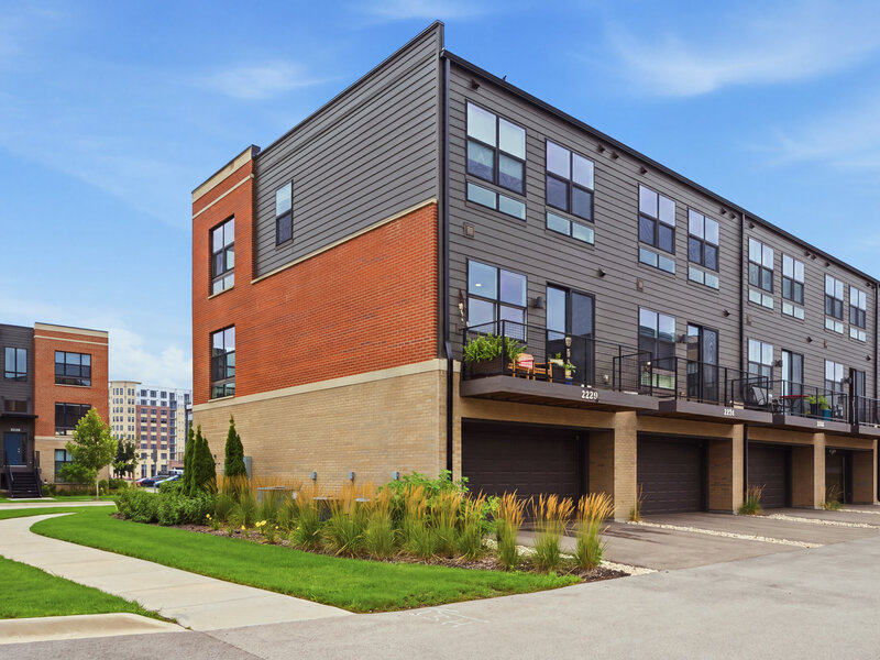 2210 Venture Drive Schaumburg IL 60173
