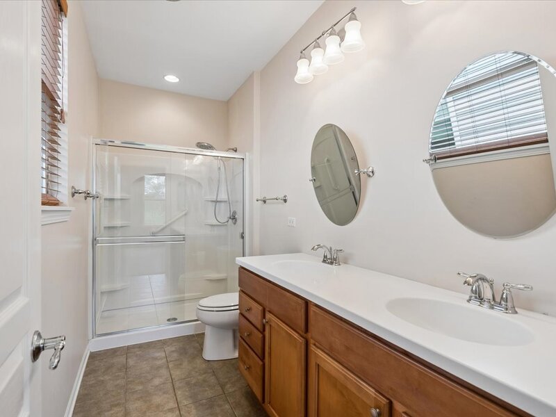 3304 Comstock Court Mundelein IL 60060