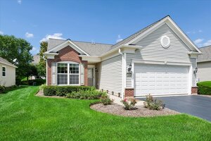 Photo of 3304 Comstock Court Mundelein IL 60060