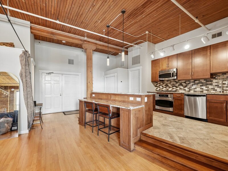 1725 W North Avenue Chicago IL 60622