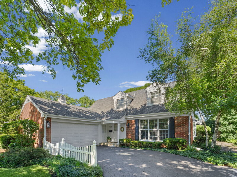 1533 N Belmont Avenue Arlington Heights IL 60004