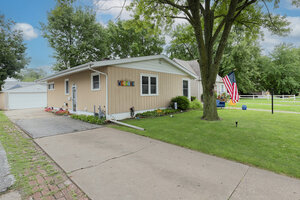 Photo of 2127 36th Street Rock Island IL 61201