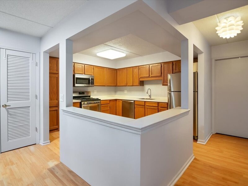 5360 N Lowell Avenue Chicago IL 60630