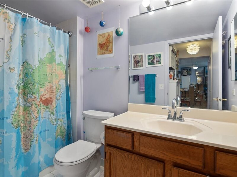 5360 N Lowell Avenue Chicago IL 60630