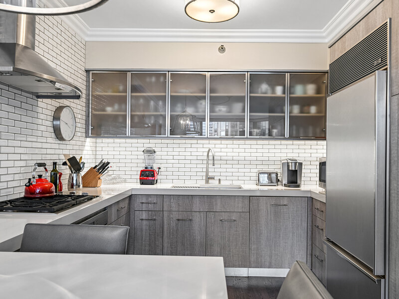 25 E Superior Street Chicago IL 60611