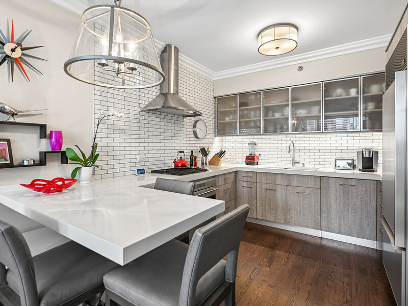 25 E Superior Street Chicago IL 60611