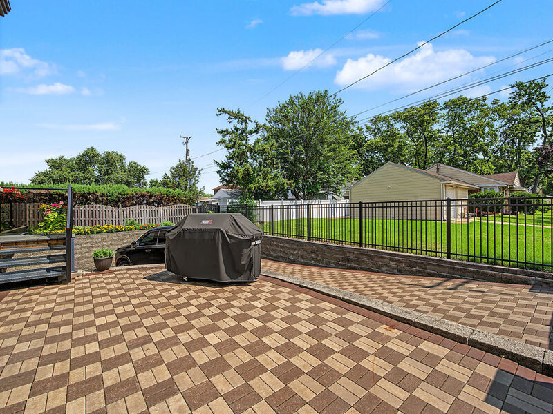 1915 S Washington Avenue Park Ridge IL 60068